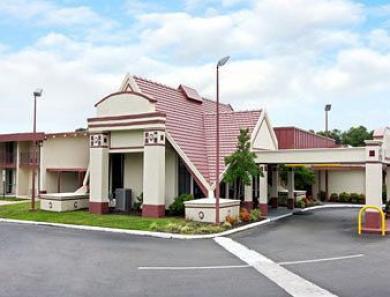 Knights Inn Ґрінсборо Екстер'єр фото